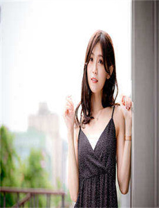 《美女曹逼》