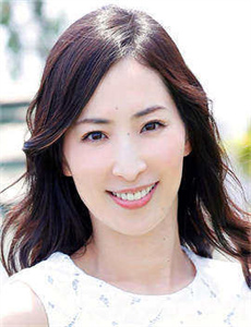 《美女拉开腿让男生桶到爽》