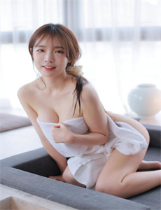 《热线女孩》
